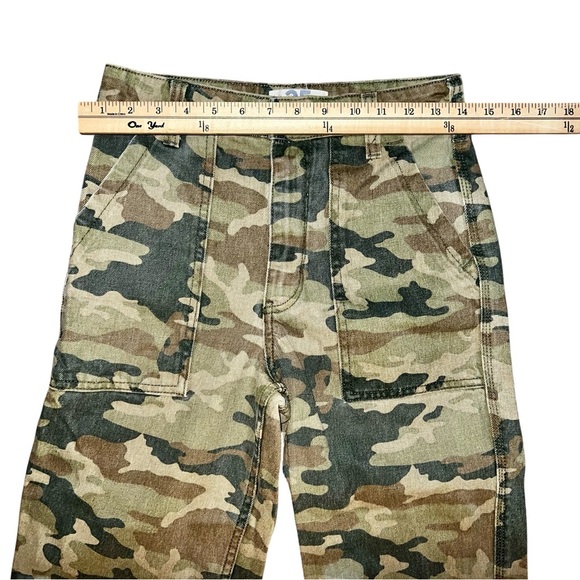 Free People Camouflage Cargo Pants Size 25 - Picture 2 of 8